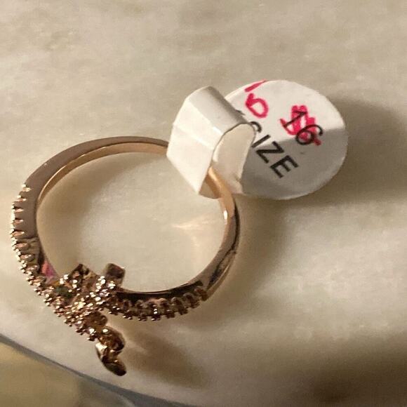 fashion ring 5 cross religious - Picture 2 of 3